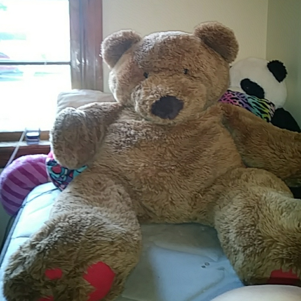 Giant teddy bear